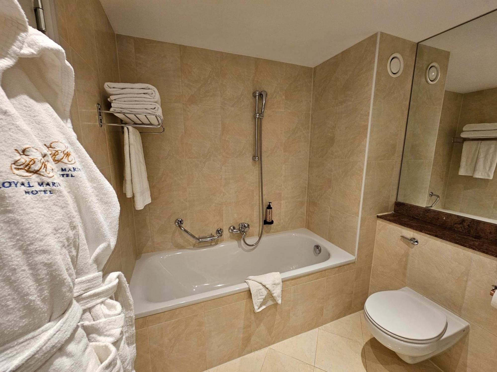 Executive King Room